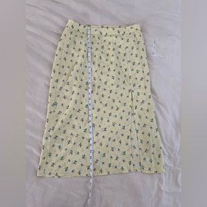 BCBG spring/summer yellow floral midi skirt